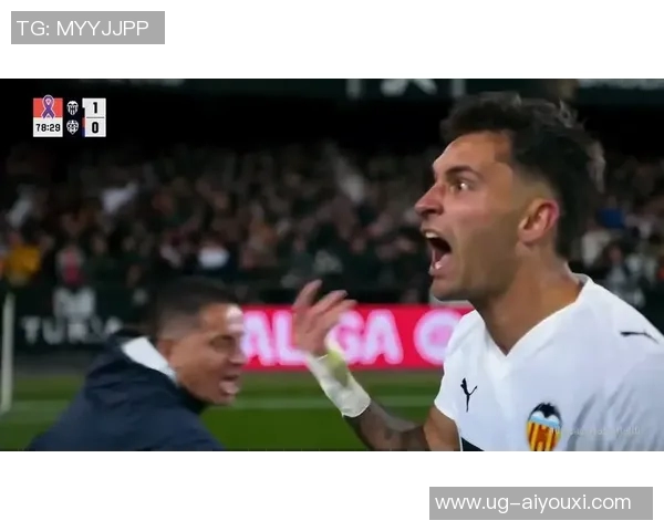 杜罗吹自己：我的倒钩实在太帅了，我已经看了二十多遍了